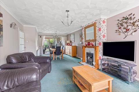 3 Felbridge Close, East Grinstead, RH19 2BN