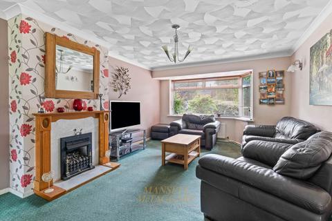 3 Felbridge Close, East Grinstead, RH19 2BN