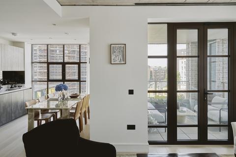 3 bedroom flat for sale, 13 Stanton Walk, London E2
