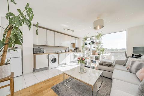 Mapleton Road, London SW18