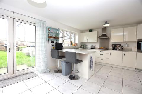 26 Badgers Brook Rise, Ystradowen, Cowbridge, CF71 7TW