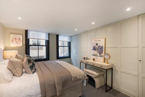 2 bedroom maisonette for sale, Avery Row, Mayfair, London