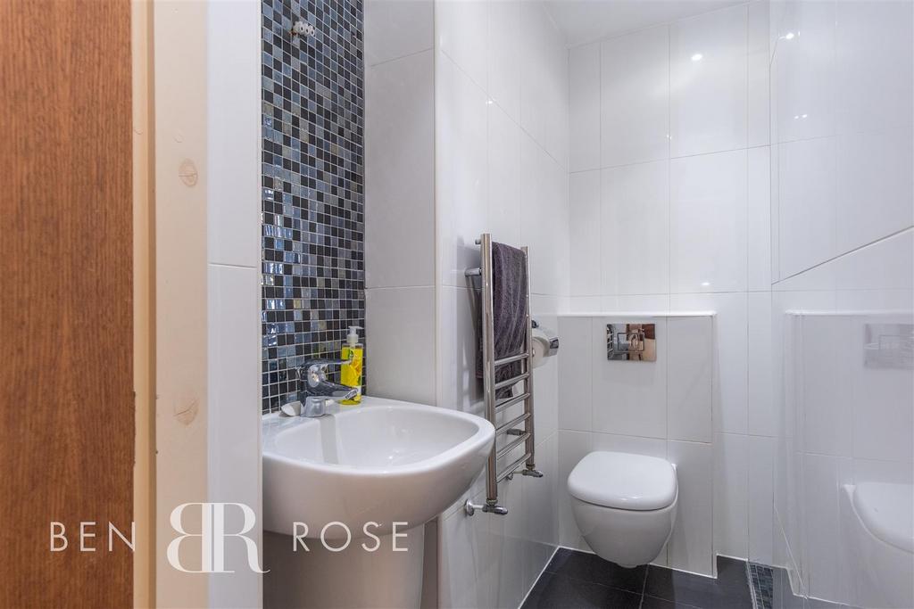 Master Ensuite