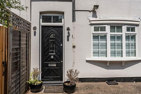 undefined, Shorts Road, Carshalton Village