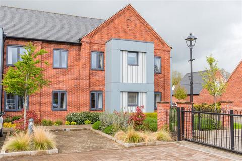 2 bedroom apartment for sale, 3 Tyefield Place, Hadleigh