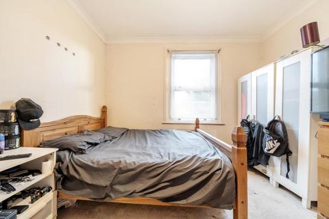 12 Newtown Road, Denham, Uxbridge, UB9 4BE