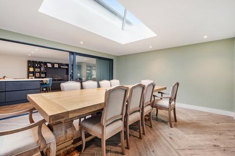 undefined, Little Meadow Close, Prestbury, Cheshire East, SK10