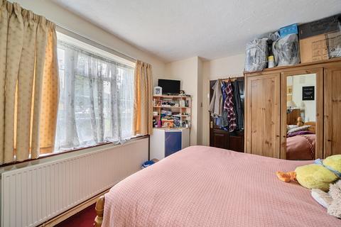 undefined, Lidding Road, Harrow HA3