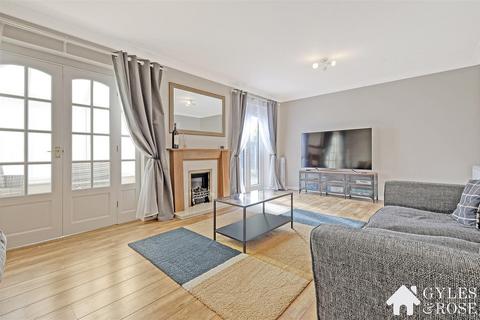 4 bedroom detached house for sale, President Road, Lexden