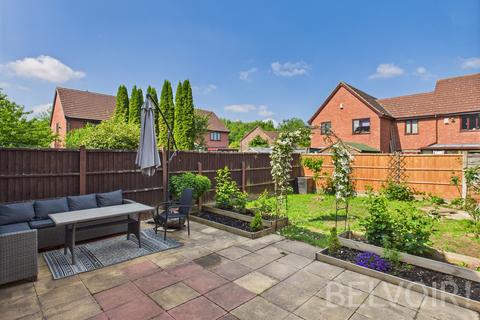 4 Guests Close, Donnington, Telford, TF2 7RW
