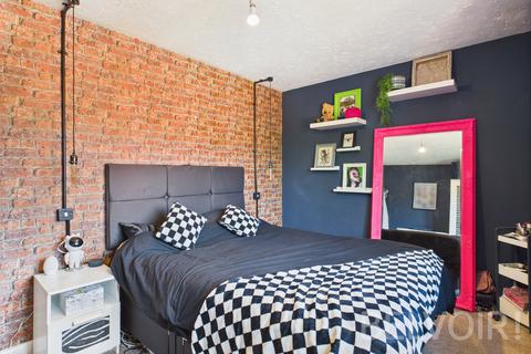 4 Guests Close, Donnington, Telford, TF2 7RW
