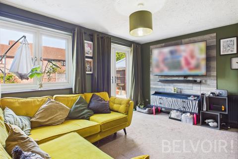 4 Guests Close, Donnington, Telford, TF2 7RW
