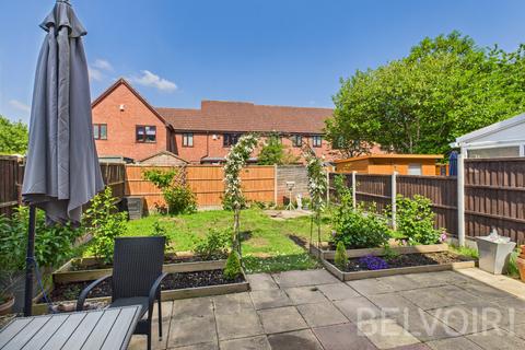 4 Guests Close, Donnington, Telford, TF2 7RW