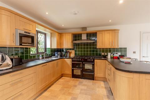 4 bedroom detached house for sale, The Close, Bristol BS10