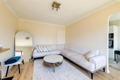 2 bedroom flat for sale, Church House, New Road, Littlehampton