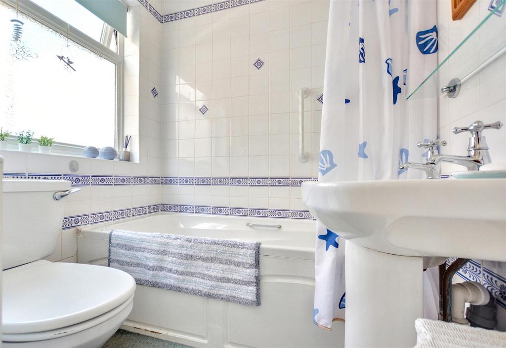 Bathroom.jpeg