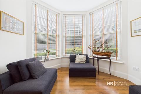 2 bedroom house for sale, Epsom KT19