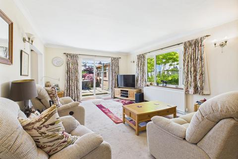 11 Barton Holme, Blakesley, Towcester, NN12 8RJ