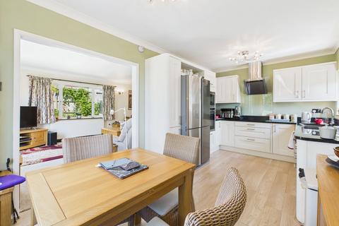11 Barton Holme, Blakesley, Towcester, NN12 8RJ