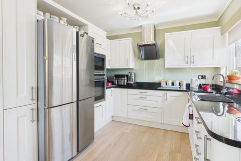 11 Barton Holme, Blakesley, Towcester, NN12 8RJ