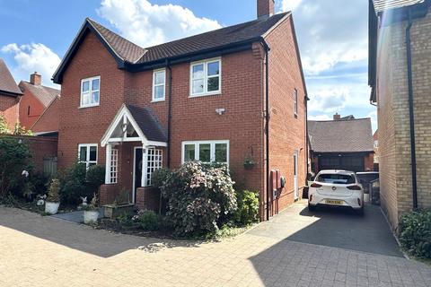 5 Chandos Croft, Winslow, Buckingham, MK18 3GP