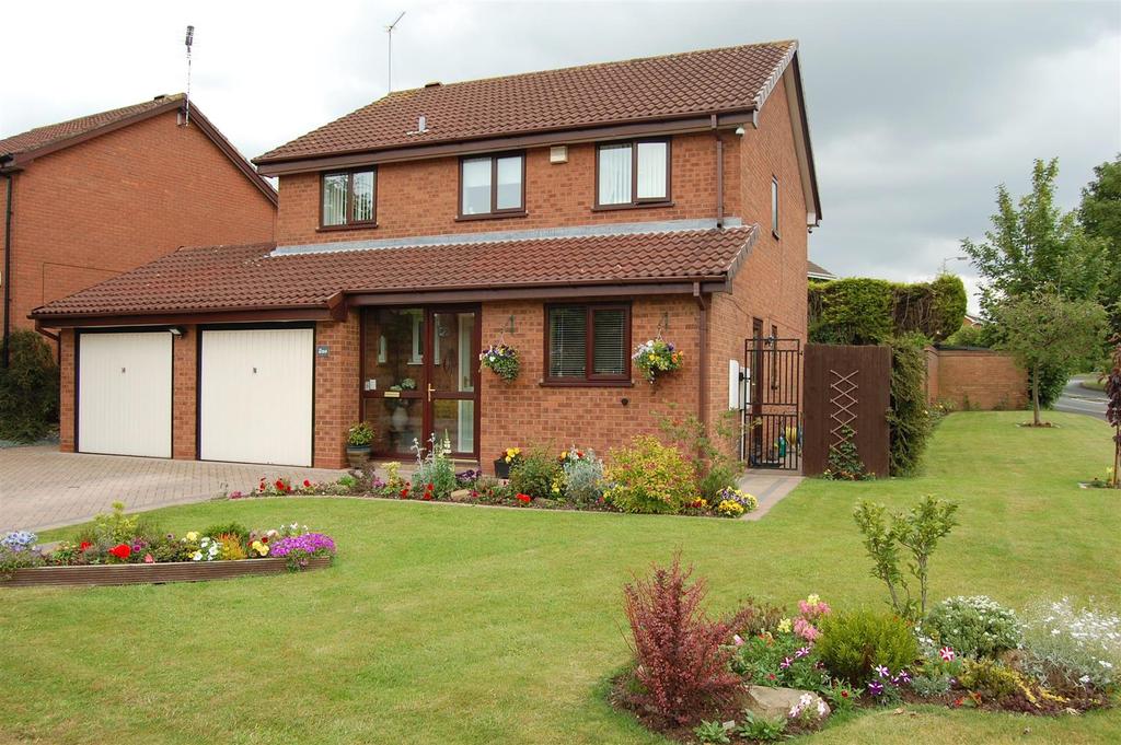 Westbury Hayes, Western Downs, Stafford 4 bed detached house £239,500
