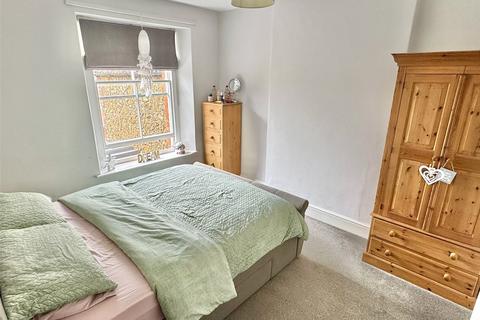 15 New Road, Ilminster, TA19 9AF