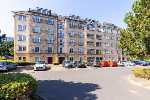 1/3 Powderhall Brae, Edinburgh, EH7 4GD