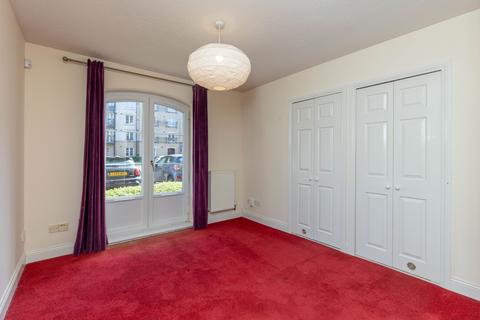 1/3 Powderhall Brae, Edinburgh, EH7 4GD