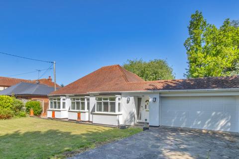 37 Fawkham Avenue, Longfield, DA3 7HS