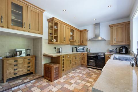 37 Fawkham Avenue, Longfield, DA3 7HS