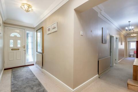 37 Fawkham Avenue, Longfield, DA3 7HS