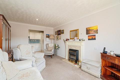 2 bedroom retirement property for sale, Ashdown Court, Cromer NR27