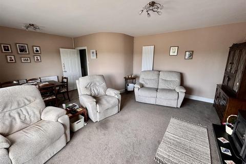 3 bedroom detached bungalow for sale, Heol Y Garn, Garnswllt, Ammanford