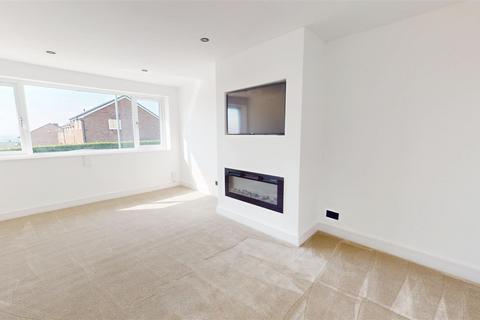 2 bedroom semi-detached bungalow for sale, Windmill Crescent, Northowram, Halifax