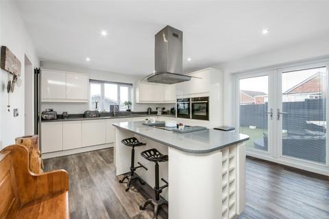 2 Crummock Way, Barnsley, S71 5EB