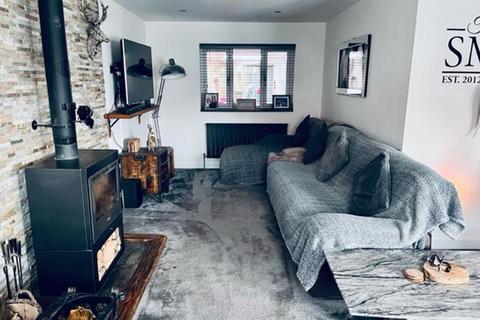 2 Crummock Way, Barnsley, S71 5EB