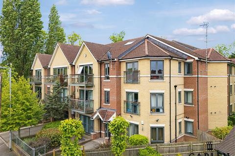 2 bedroom flat to rent, Buckhurst Way, Buckhurst Hill