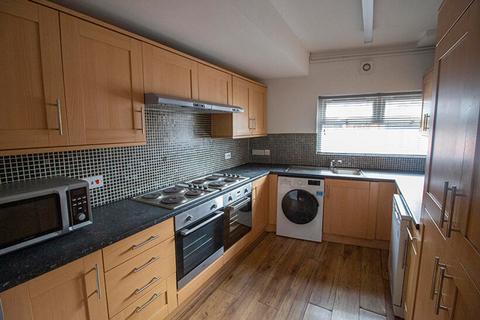 8 bedroom house to rent, Mansfield Road, Nottingham NG1