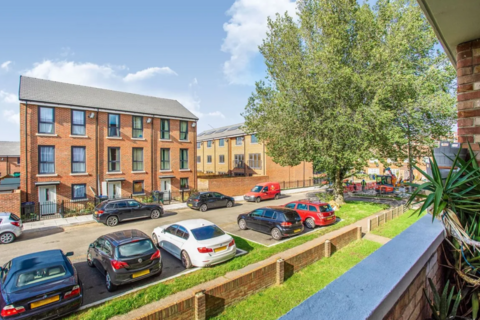 2 bedroom flat for sale, Hillary Road, Southall, Greater London, UB2