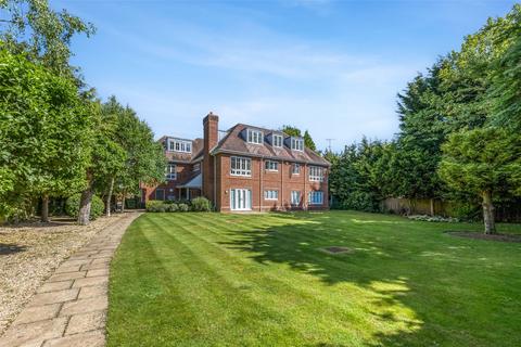 Ledborough Lane, Beaconsfield, Buckinghamshire, HP9