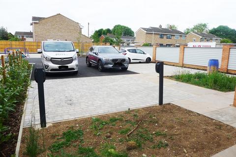Property to rent, Ivel Road, Shefford, SG17
