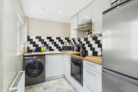 58 Brackley Road, Towcester, NN12 6DJ