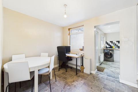 58 Brackley Road, Towcester, NN12 6DJ
