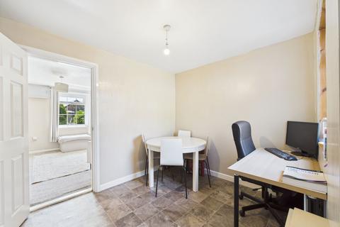 58 Brackley Road, Towcester, NN12 6DJ