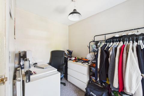 58 Brackley Road, Towcester, NN12 6DJ
