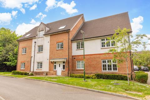 2 bedroom flat for sale, Haynes Way, Crawley RH11