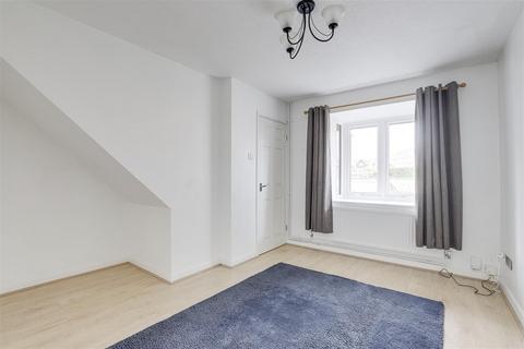15 Avon Gardens, West Bridgford, Nottingham, NG2 6BP