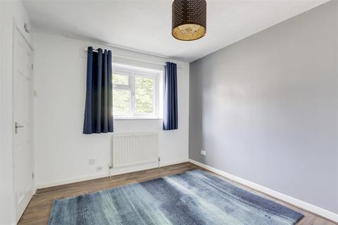 15 Avon Gardens, West Bridgford, Nottingham, NG2 6BP