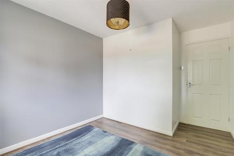 15 Avon Gardens, West Bridgford, Nottingham, NG2 6BP